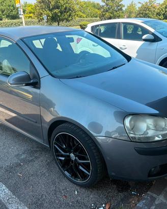 Volkswagen Golf 1.6 5p. Comfortline