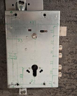 SERRATURA PER PORTA BLINDATA 