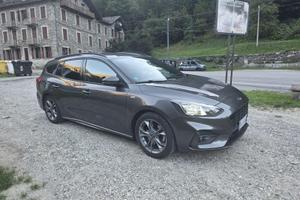 ford focus station wagon ST Line