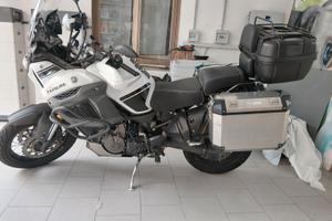 YAMAHA XT1200ZE
