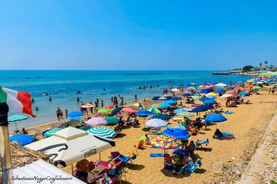 Casa vac.10mt. dal mare Avola SR 3453533610