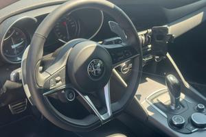 Alfa Romeo Giulia Veloce 2.2 210 Cv