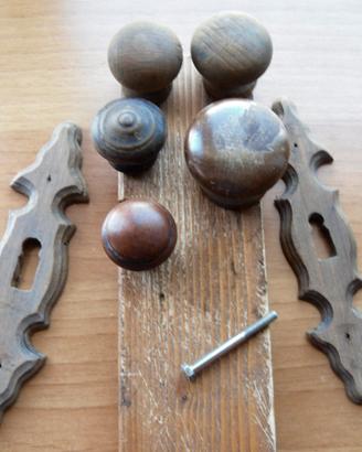 5 maniglie a pomello e 2 bocchette in legno lavor