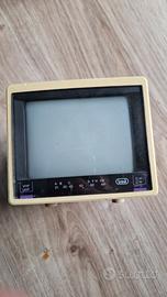 Trevi HV 900 televisore portatile vintage B/N 4,5"