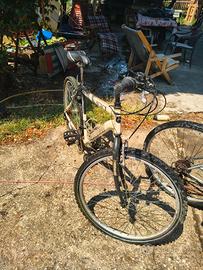 Mountain-bikes