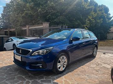 Peugeot 308 BlueHDi 130 S&S Business