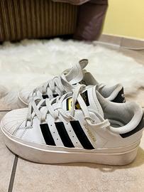 Adidas Superstar