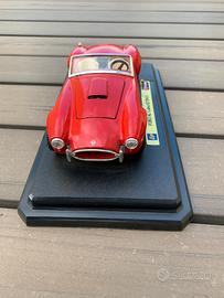 Modellino auto ford ac cobra