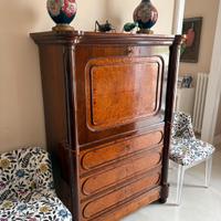 Mobile a Ribalta d’Epoca in Legno Pregiato