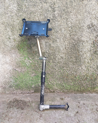 Porta iPad per auto e furgone