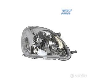 FANALE DESTRO PER TOYOTA YARIS 03-05 VAL