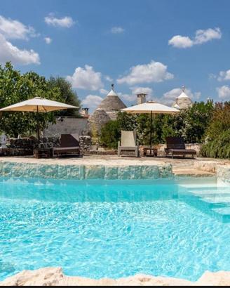 Trullo con piscina privato ad Alberobello