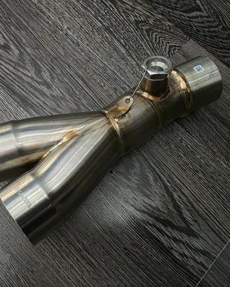 AKRAPOVIC RACCORDO COLLETTORE R6