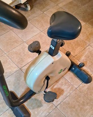 cyclette tunturi f305