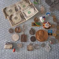 monete dollari marchi sterlina spille