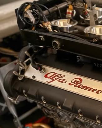 motore DTM.   V6. 60 gradi.    Pneumatico