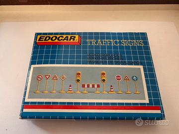 Segnali stradali per diorama Edocar Ac 003