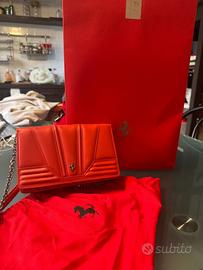 Borsa Ferrari