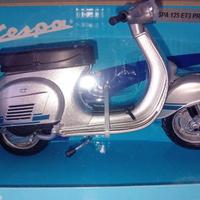 MODELLINO PIAGGIO VESPA 125 ET3
