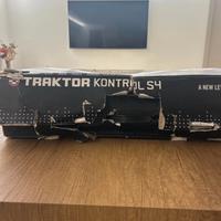 Traktor Kontrol S4 MK1 - Controller DJ 4 Canali