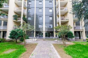 BOX A SETTIMO MILANESE