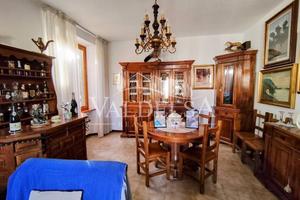 Appartamento di 174 m² con più di 5 locali a Poggi