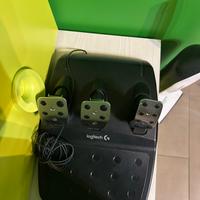 Volante e pedali PS5