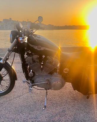 Harley sportster 883 custom centenario