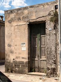Indipendente C/6 di 26 mq con orto e tripla esposi