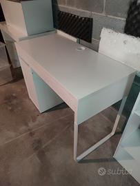 scrivania Ikea 