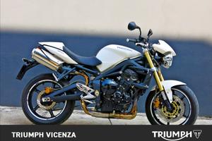 TRIUMPH Street Triple 675