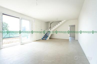 VILLA A SCHIERA A SAN CESARIO SUL PANARO