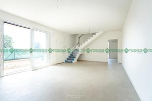 VILLA A SCHIERA A SAN CESARIO SUL PANARO