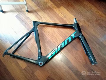 Telaio Giant propel 2022 (rotto)