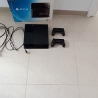 Ps4 completa con 2 joypad e final fantasy 7