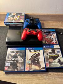 ps4 con due controller e giochi