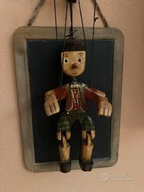 Marionetta burattino Pinocchio dipinta a mano