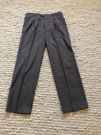 Pantaloni uomo in pura lana vergone.