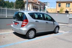 Mercedes A150 04-2007 con impianto metano recente