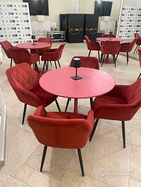 Arredo Bar/Lounge 32 sedie + 10 tavoli usato 6mesi