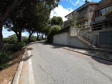 Villa a schiera Colle dei Pini Viale Trebaci