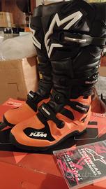 Stivali Tech7 42  e  Supertech 42