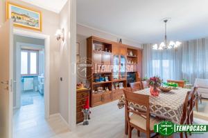 TRILOCALE COMPLETAMENTE RISTRUTTURATO!