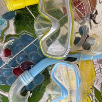 Maschere per snorkeling con boccaglio