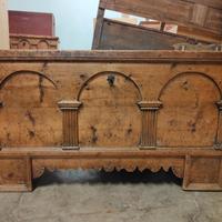 Cassapanca tirolese Val Pusteria, 17° secolo