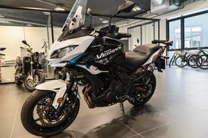 Kawasaki Versys 650 Bianco 2021