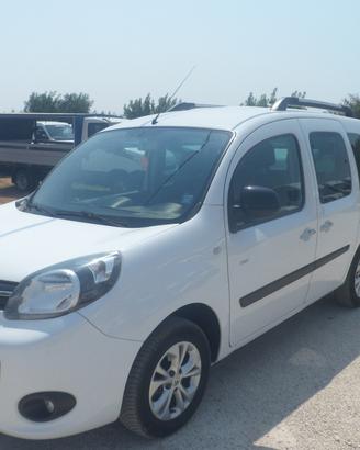 Renault Kangoo 5 posti autocarro