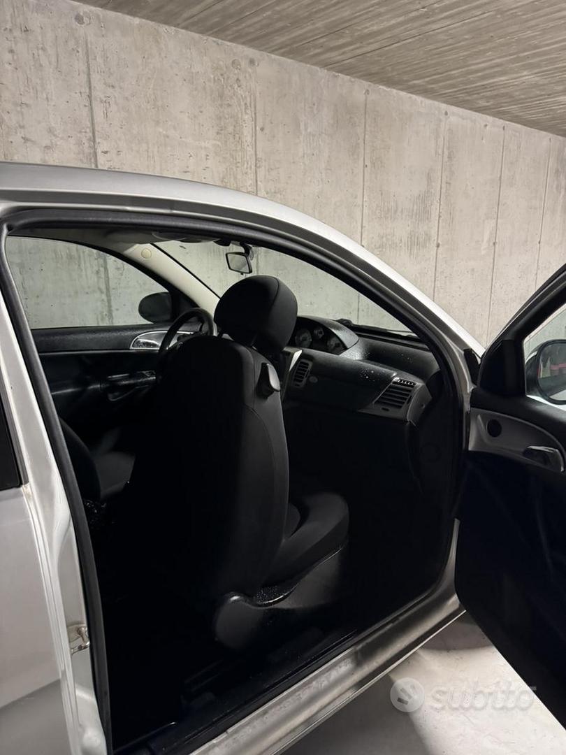Lancia Ypsilon 2011 photo 3