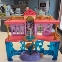 Castello due mondi di Ariel e Castello di Belle