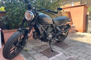 Ducati Scrambler - Full Throttle